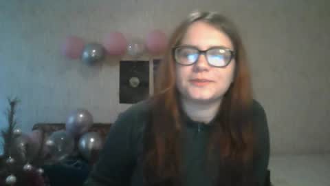 Snapshot of miyabe chatting on 20, 2, 2025 Milana online show from 20, 2, 2025