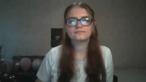 Snapshot of miyabe chatting on 7, 3, 2025 Milana online show from 7, 3, 2025