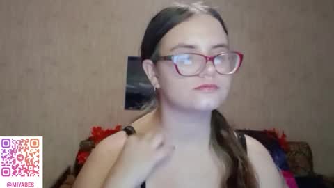 Snapshot of miyabe chatting on 20, 10, 2025 Milana online show from 20, 10, 2025