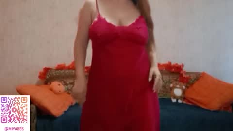 Snapshot of miyabe chatting on 14, 12, 2025 Milana online show from 14, 12, 2025