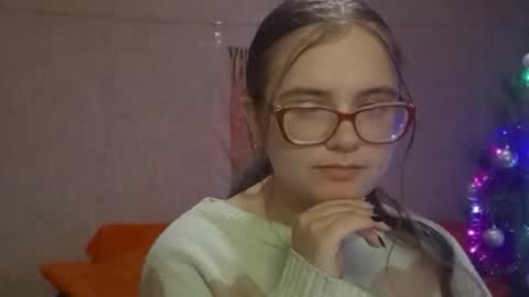 Snapshot of miyabe chatting on 12, 1, 2026 Milana online show from 12, 1, 2026