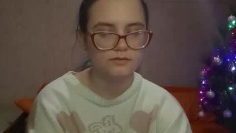 Snapshot of miyabe chatting on 12, 1, 2026 Milana online show from 12, 1, 2026