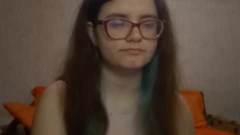 Snapshot of miyabe chatting on 1, 2, 2026 Milana online show from 1, 2, 2026