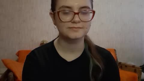 Snapshot of miyabe chatting on 6, 2, 2026 Milana online show from 6, 2, 2026