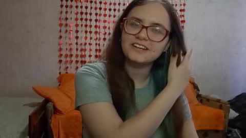 Snapshot of miyabe chatting on 10, 2, 2026 Milana online show from 10, 2, 2026