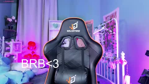 Snapshot of mizukinoyoru chatting on 14, 2, 2025 Mizuki online show from 14, 2, 2025