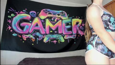 MizzKittay online show from 21, 1, 2025