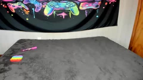 MizzKittay online show from 22, 1, 2025