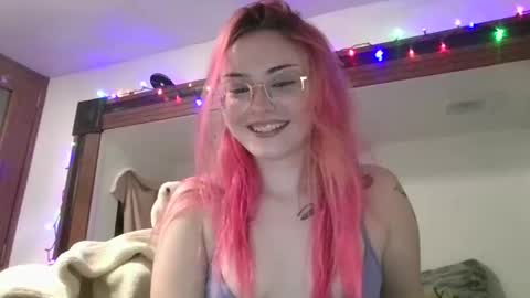 Snapshot of mjandkt chatting on 17, 12, 2025 mjandkt online show from 17, 12, 2025