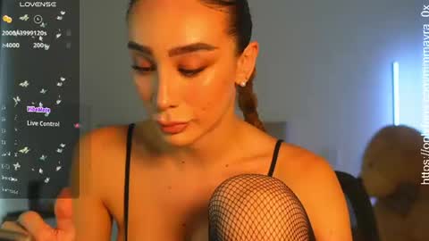 MAYRA   online show from 2, 7, 2026