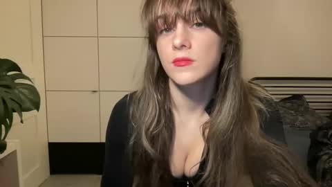 Snapshot of mmminnie chatting on 24, 2, 2025 mmminnie online show from 24, 2, 2025