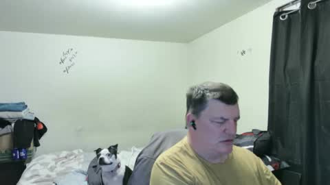 Snapshot of mmmthatsfunnn chatting on 17, 1, 2025 mmmthatsfunnn online show from 17, 1, 2025