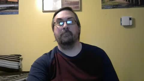 Snapshot of mmr4545 chatting on 3, 3, 2026 mark online show from 3, 3, 2026