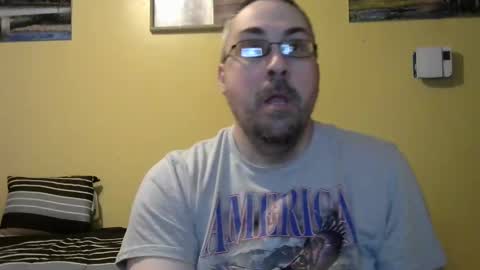 Snapshot of mmr4545 chatting on 19, 4, 2026 mark online show from 19, 4, 2026