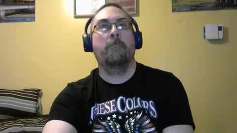 Snapshot of mmr4545 chatting on 2, 5, 2026 mark online show from 2, 5, 2026
