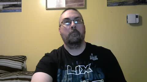 Snapshot of mmr4545 chatting on 9, 7, 2026 mark online show from 9, 7, 2026