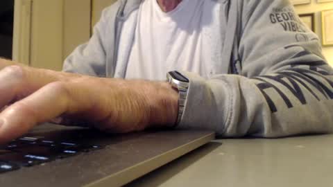 Snapshot of mmythmaker chatting on 23, 6, 2026 mmythmaker online show from 23, 6, 2026