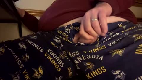 mnguy19726969 online show from 5, 11, 2025