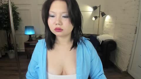 Snapshot of moana_light chatting on 2, 10, 2025 hey meet with me online show from 2, 10, 2025