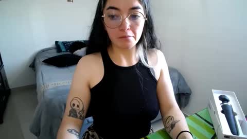 Snapshot of mocca_117 chatting on 7, 11, 2025 Sam online show from 7, 11, 2025