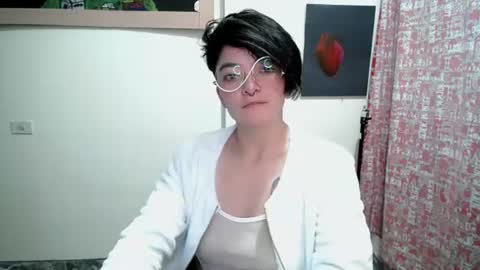 Sam online show from 25, 6, 2026