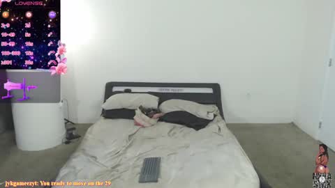 NynaStax online show from 23, 1, 2025