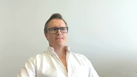 Moe online show from 17, 11, 2025