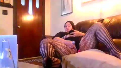 moeblick online show from 24, 10, 2025