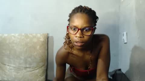 Snapshot of moghelslay chatting on 9, 6, 2026 moghelslay online show from 9, 6, 2026