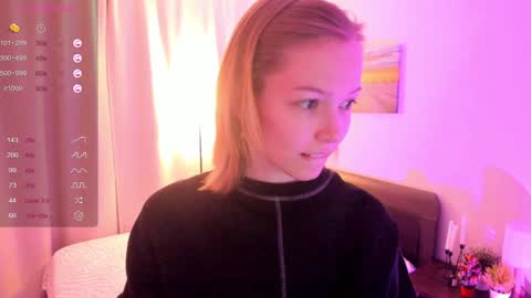 Snapshot of moirebroady chatting on 6, 2, 2025 Laura online show from 6, 2, 2025
