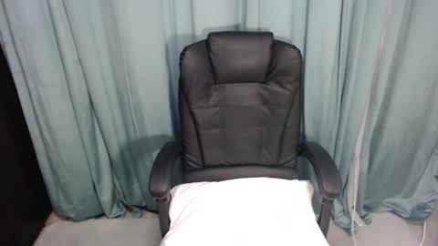 Snapshot of mojjo_erika chatting on 22, 2, 2025 erika online show from 22, 2, 2025