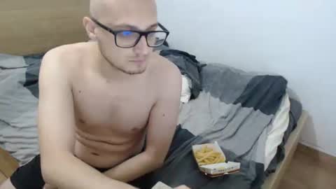 molkreid2 online show from 8, 4, 2026