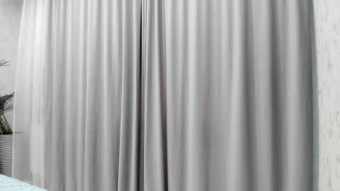 Snapshot of molly_555 chatting on 25, 10, 2025 Sima online show from 25, 10, 2025