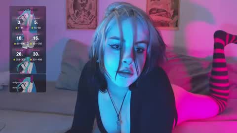 Molly Crow online show from 9, 12, 2024