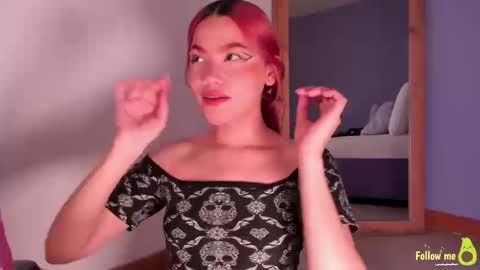 Molly  online show from 23, 9, 2025