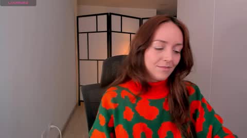   MOLLY   online show from 16, 3, 2026