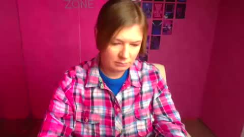 Snapshot of molly_mis chatting on 21, 12, 2025 Molly online show from 21, 12, 2025