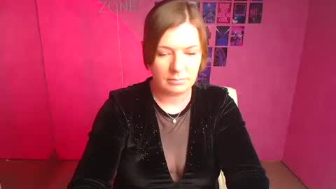 Snapshot of molly_mis chatting on 11, 1, 2026 Molly online show from 11, 1, 2026