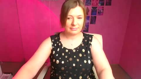 Snapshot of molly_mis chatting on 4, 3, 2026 Molly online show from 4, 3, 2026