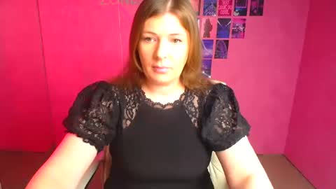 Molly online show from 8, 5, 2026
