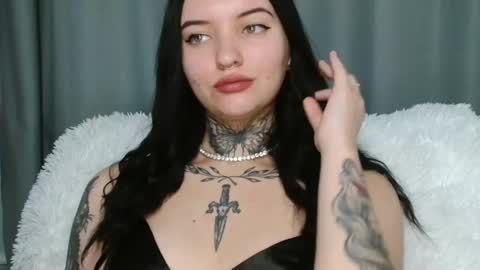 Lina online show from 18, 12, 2024