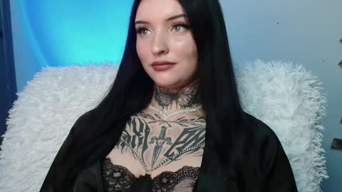 Lina online show from 10, 1, 2026