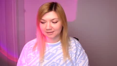 Molly online show from 7, 1, 2025