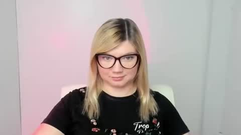 Molly online show from 22, 9, 2025