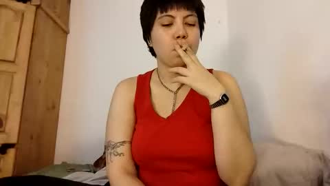 Molly Pop online show from 17, 4, 2026