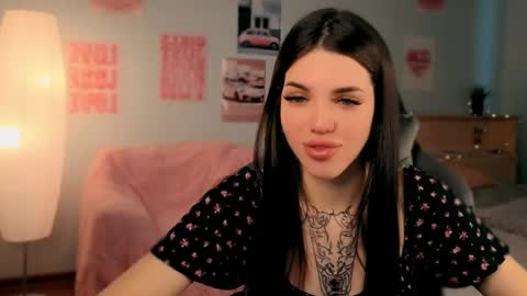Molly online show from 29, 4, 2026