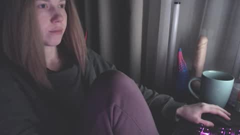 Snapshot of molly_royse chatting on 20, 1, 2025 I have new photos come and see with love Molly online show from 20, 1, 2025