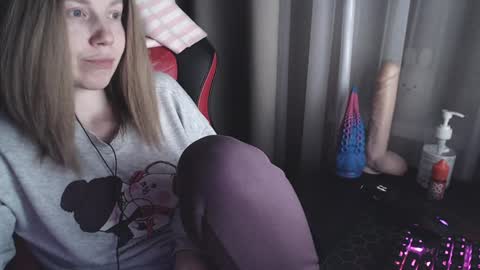 Snapshot of molly_royse chatting on 3, 2, 2025 I have new photos come and see with love Molly online show from 3, 2, 2025
