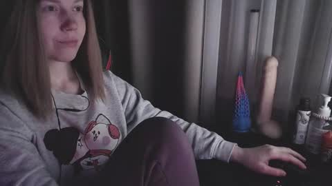Snapshot of molly_royse chatting on 10, 2, 2025 I have new photos come and see with love Molly online show from 10, 2, 2025