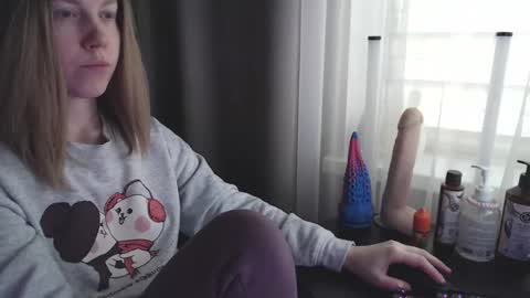Snapshot of molly_royse chatting on 11, 2, 2025 I have new photos come and see with love Molly online show from 11, 2, 2025